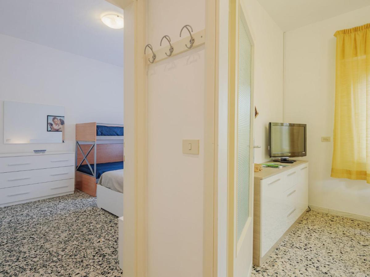 Holiday Home Manuela By Interhome مارينا دي بييتراسانْت المظهر الخارجي الصورة