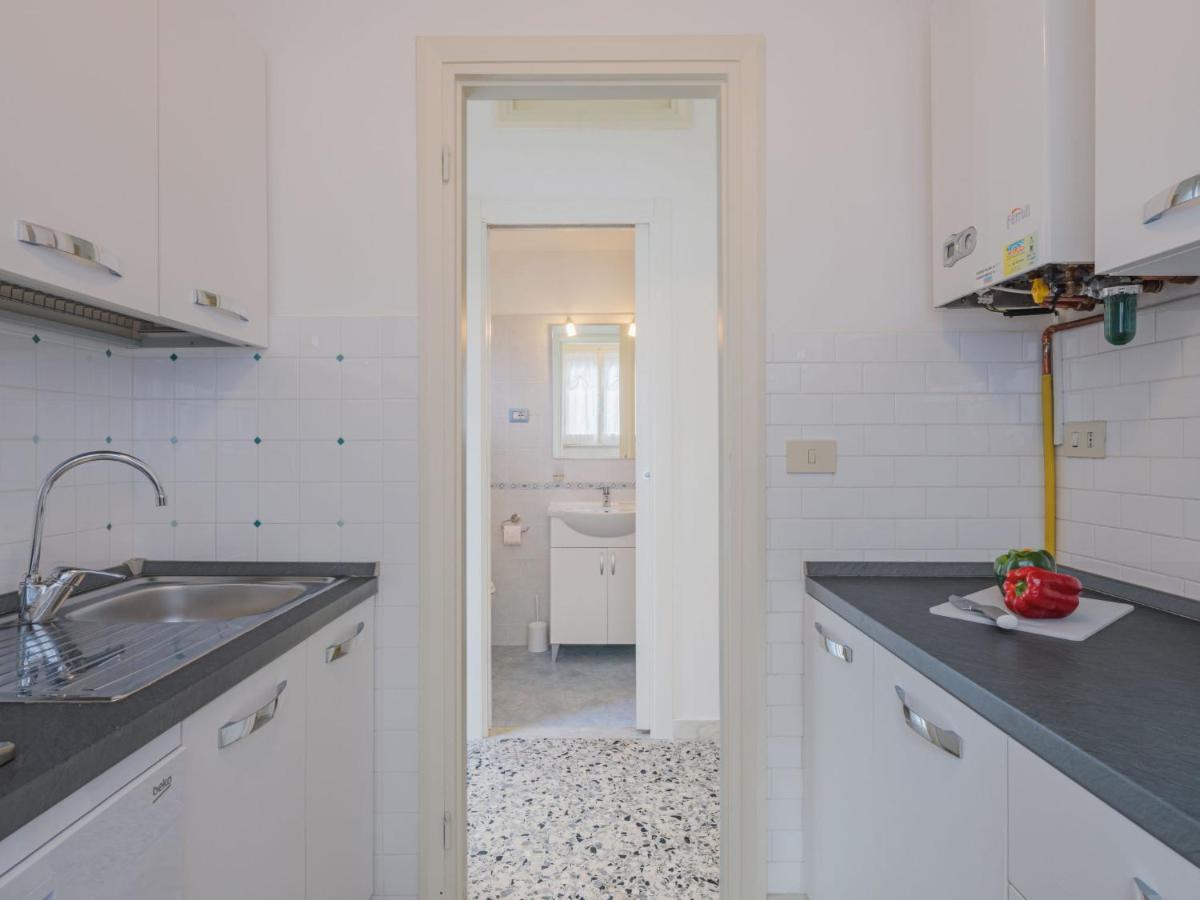 Holiday Home Manuela By Interhome مارينا دي بييتراسانْت المظهر الخارجي الصورة